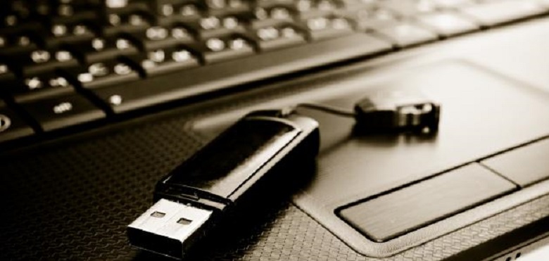 برنامج صيانة الفلاشات المعطوبة وإصلاح الفلاشة ميموري وإعادتها لحالتها الجديدة 2 برنامج صيانة الفلاشات المعطوبة وإصلاح الفلاشة ميموري وإعادتها لحالتها الجديدة